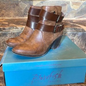 Blowfish Sworn 6.5 ankle bootie